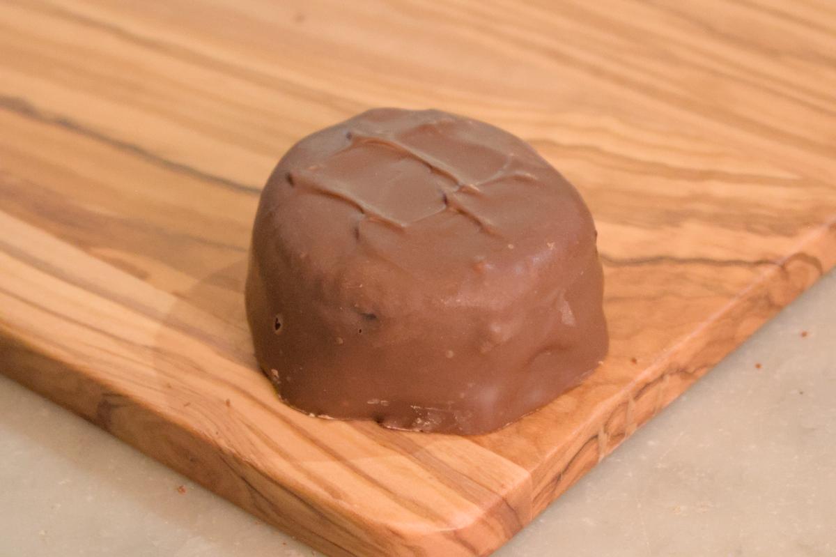 Chocolate Covered Peanut Butter Ritz Crackers