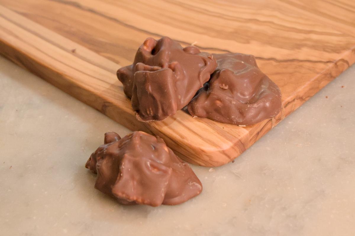 Crunchy Smores | Milk Chocolate & Marshmallow Treat