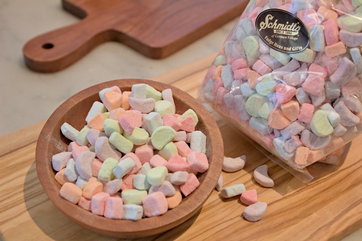 Crunchy Mini Marshmallows | 1/2 lb.