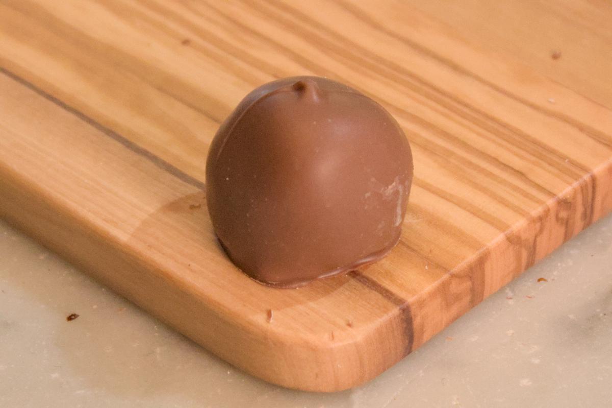 These fine Belgian milk chocolates are filled with liquid heaven and a rich cherry center.