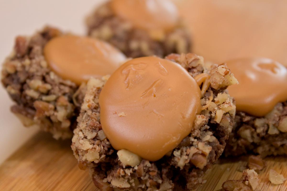 Caramel Pecan Turtle Cookies